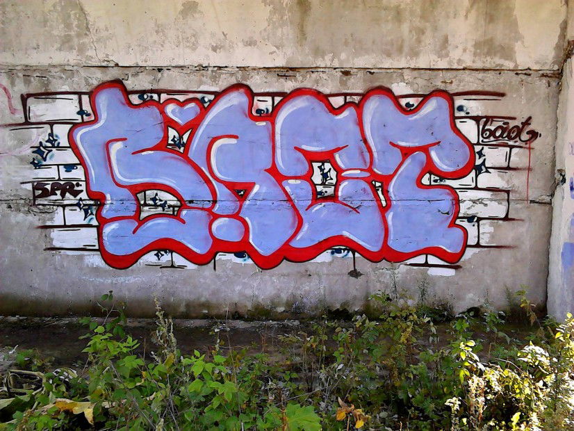 Graffiti Wall - Photo by baot (2013)