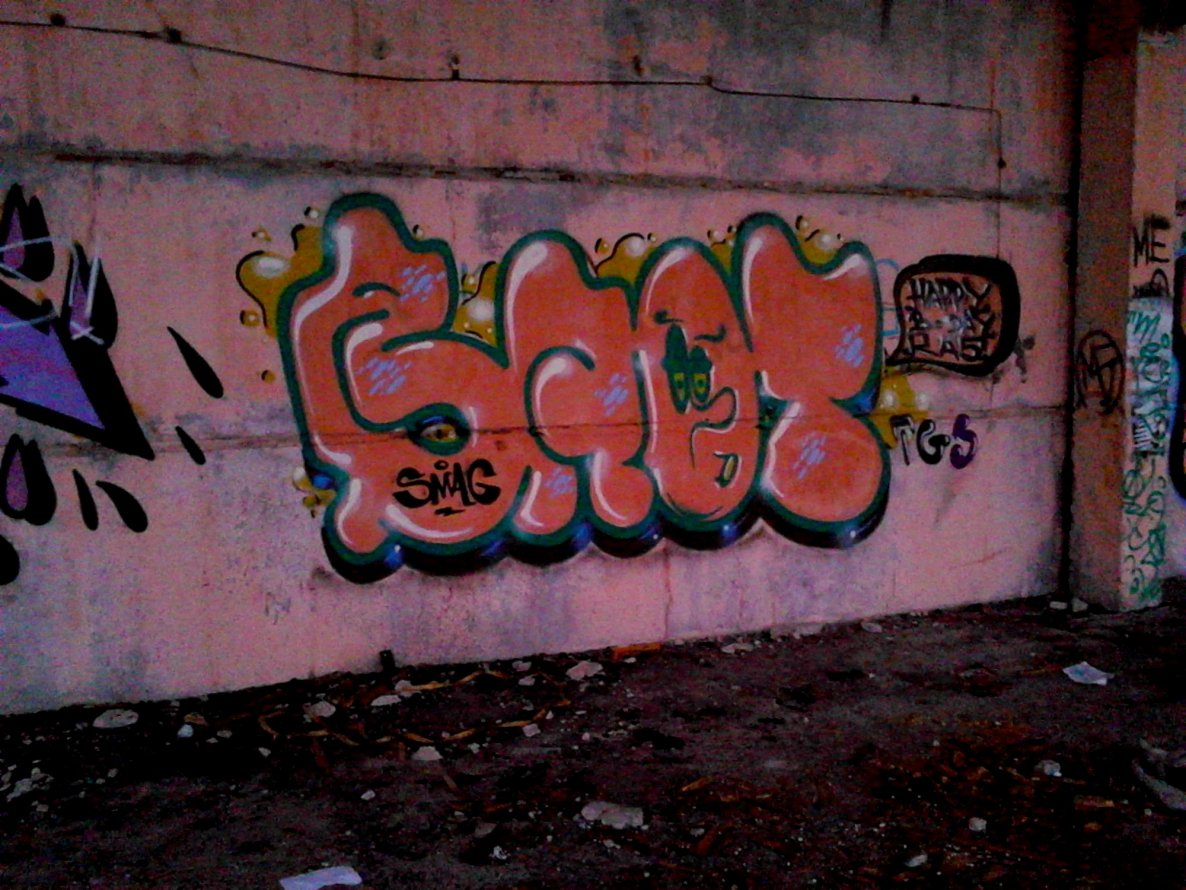 Graffiti Wall in Polatsk - Photo by baot