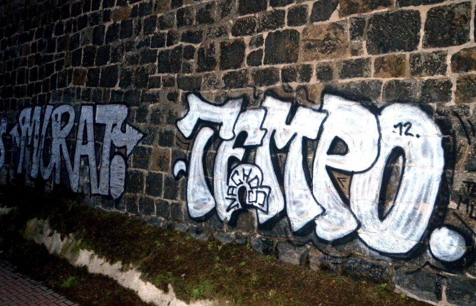 Graffiti Wall in Leipzig - Photo by barbara - murat, tempo, nachos