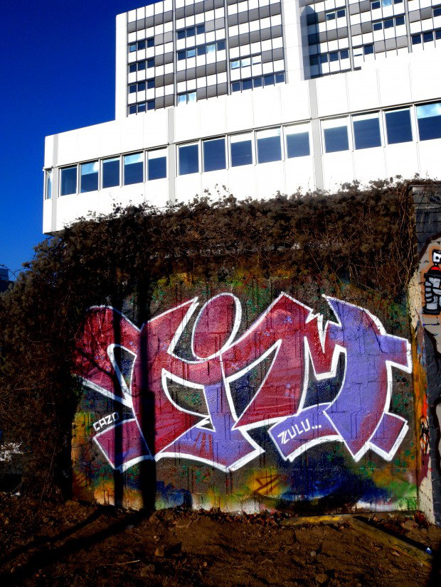 Graffiti Wall in Wiesbaden - Photo by barbara - tim, cazo, zulu