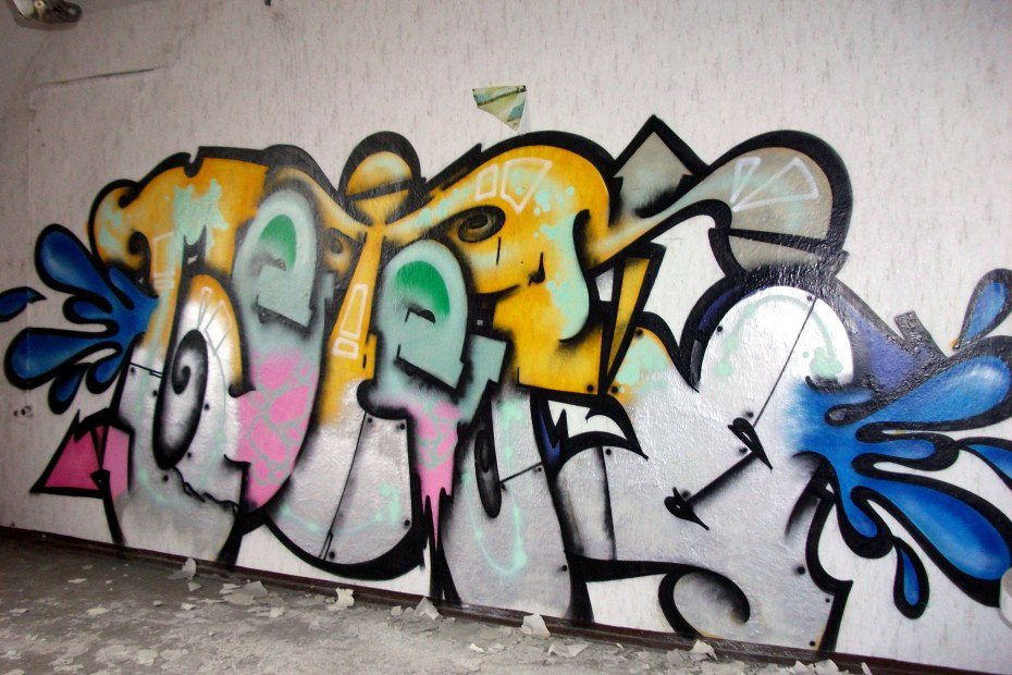 Graffiti Wall - Photo by barbara - meter