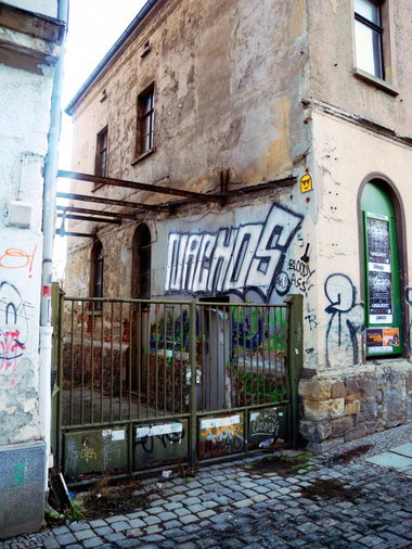 Graffiti Bombing in Germany - Photo by barbara - nachos, bloody, ass