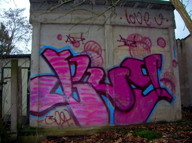 Graffiti Wall in Bienstädt - Photo by barbara - bug, ad, love