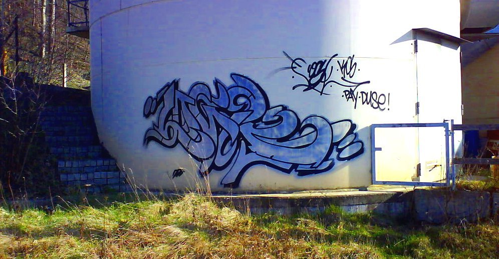 Graffiti Wall - Photo by barbara - losk, ks, pay