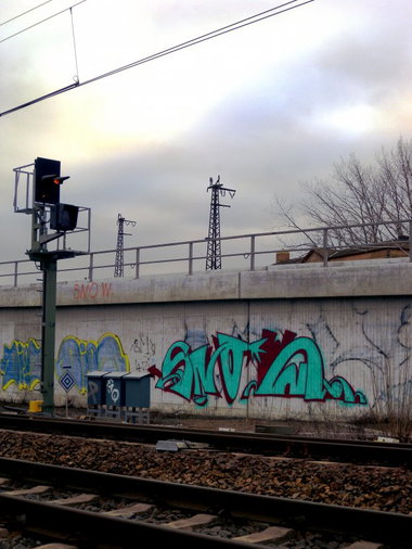 Graffiti Bombing - Photo by barbara - diet, snow