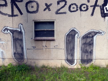 Graffiti Wall - Photo by barbara - dhc