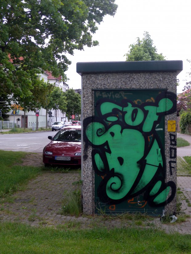 Graffiti Bombing - Photo by barbara - bof