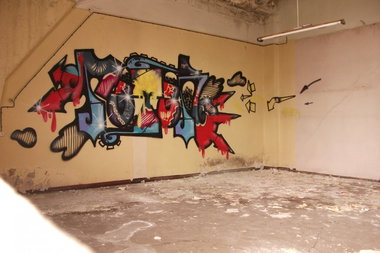 Graffiti Wall - Photo by barbara - meter