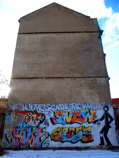 Graffiti Wall - Photo by barbara - watch, for, the