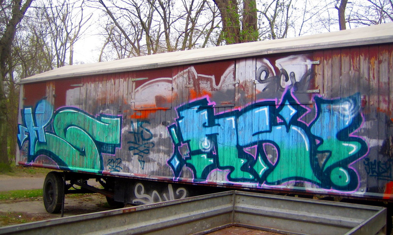Graffiti Wall - Photo by barbara - hs, jedy
