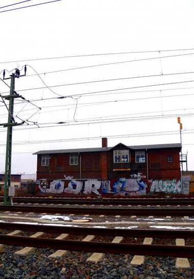 Graffiti Wall - Photo by barbara - ddr, üf, alex