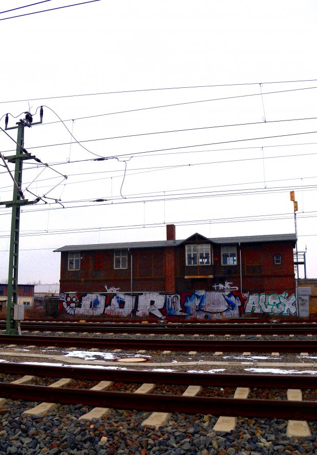 Graffiti Wall - Photo by barbara - ddr, üf, alex