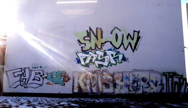 Graffiti Wall - Photo by barbara - snow, fasr, gsaer