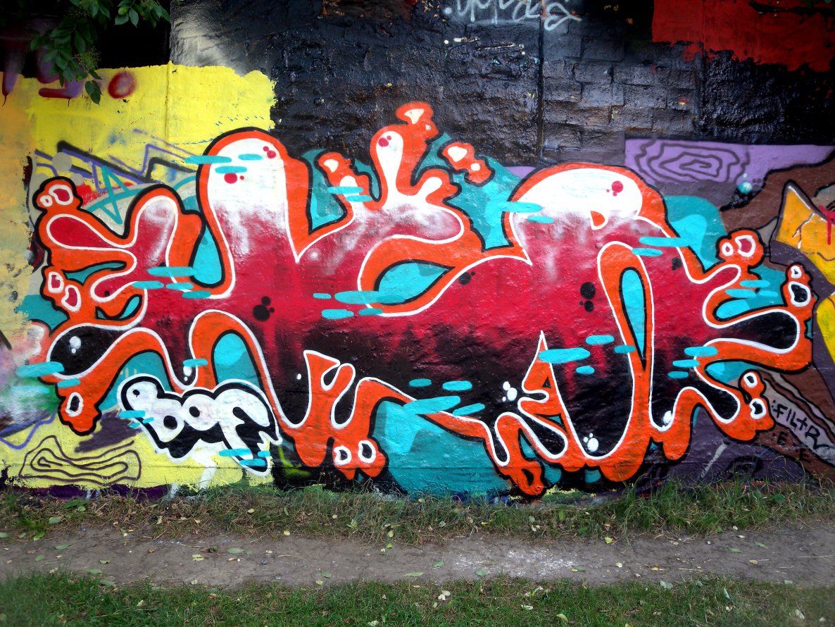 Graffiti Wall - Photo by barbara - hcr