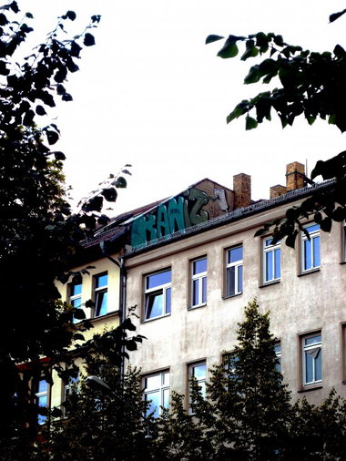 Graffiti Wall - Photo by barbara - kaniz, neon, 1+1=1