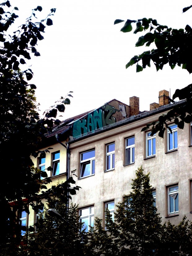 Graffiti Wall - Photo by barbara - kaniz, neon, 1+1=1