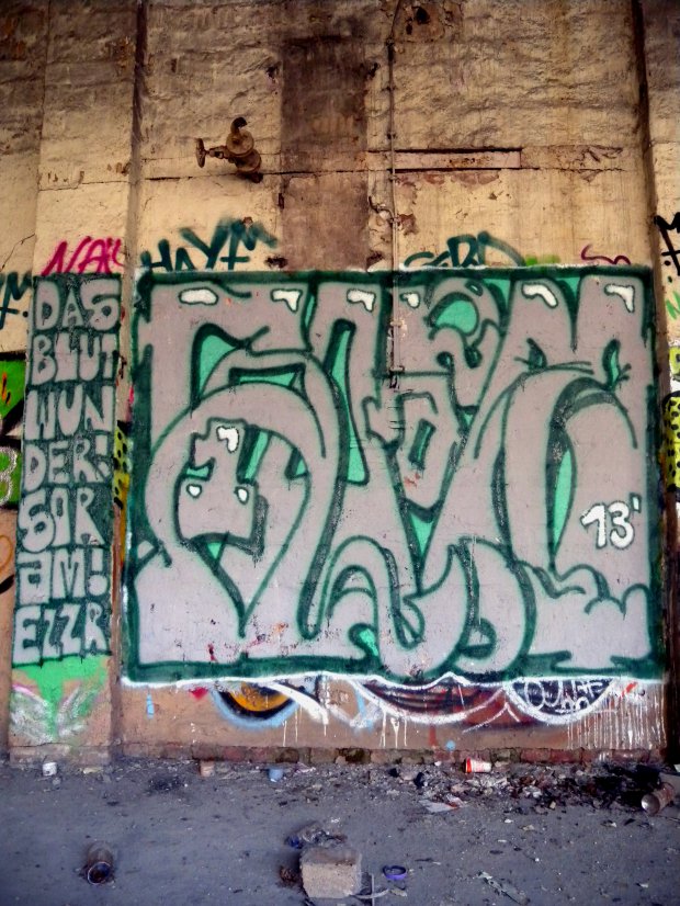 Graffiti Wall - Photo by barbara - soram, das, blutwunder
