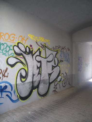 Graffiti Wall - Photo by barbara - jets
