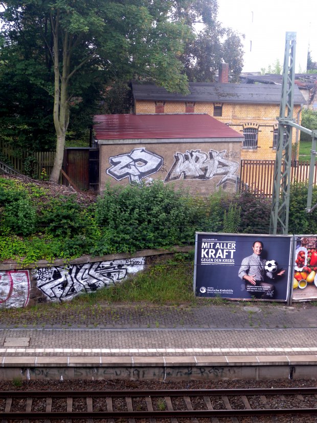 Graffiti Wall - Photo by barbara - zp, wra