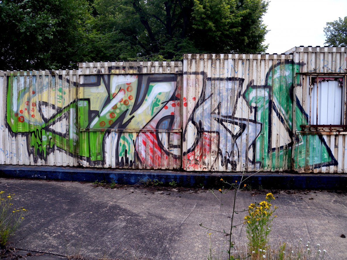 Graffiti Wall - Photo by barbara - sm, cru