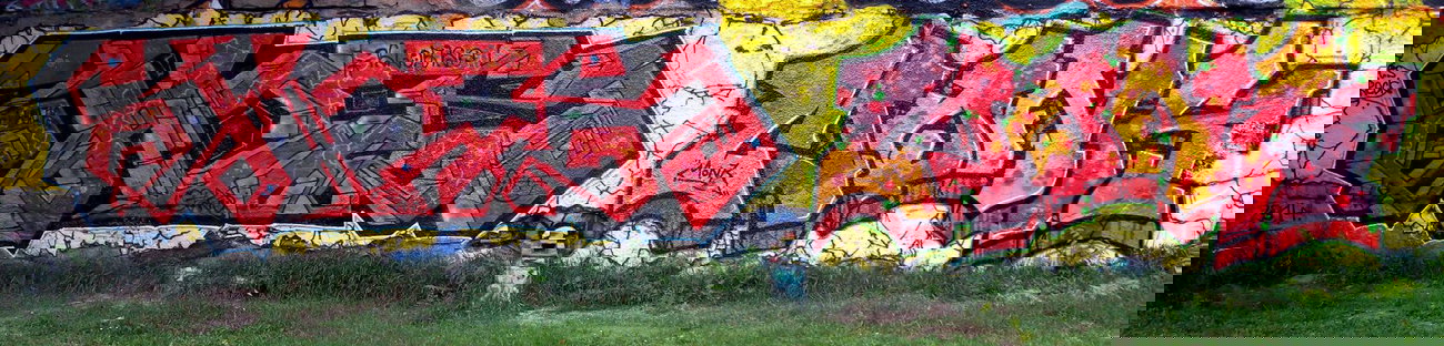 Graffiti Wall - Photo by barbara - kloak, monk