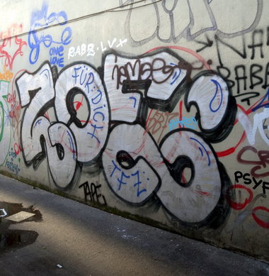 Graffiti Wall - Photo by barbara - zoe