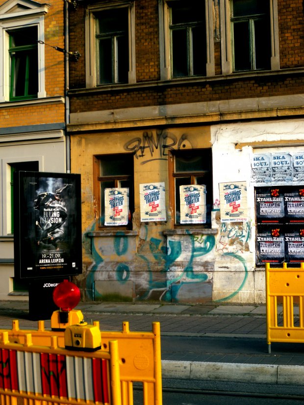 Graffiti Bombing - Photo by barbara - 803
