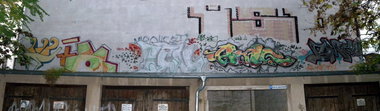 Graffiti Bombing - Photo by barbara - xl, +-0, pmn