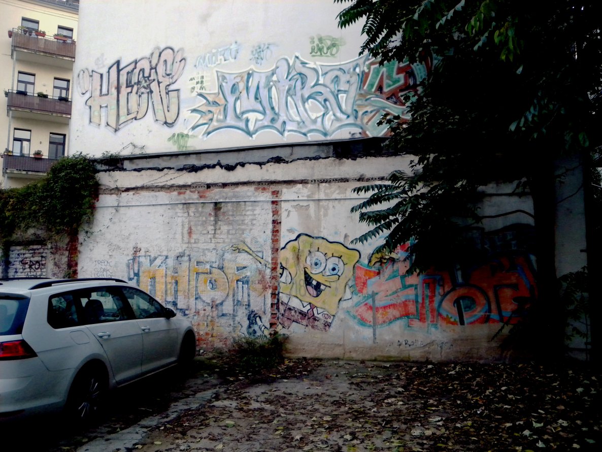 Graffiti Bombing - Photo by barbara - hecie, miro, kafor