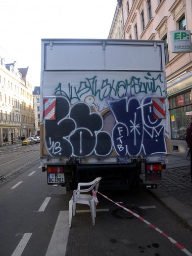Graffiti Bombing - Photo by barbara - fabi