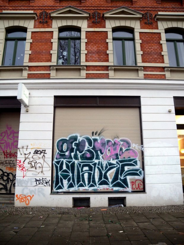 Graffiti Bombing - Photo by barbara - grs, rac, hayf