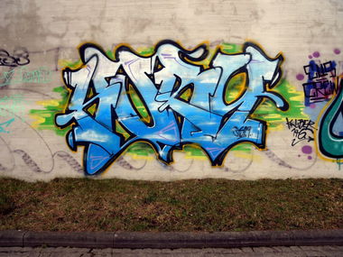 Graffiti Bombing - Photo by barbara - kury