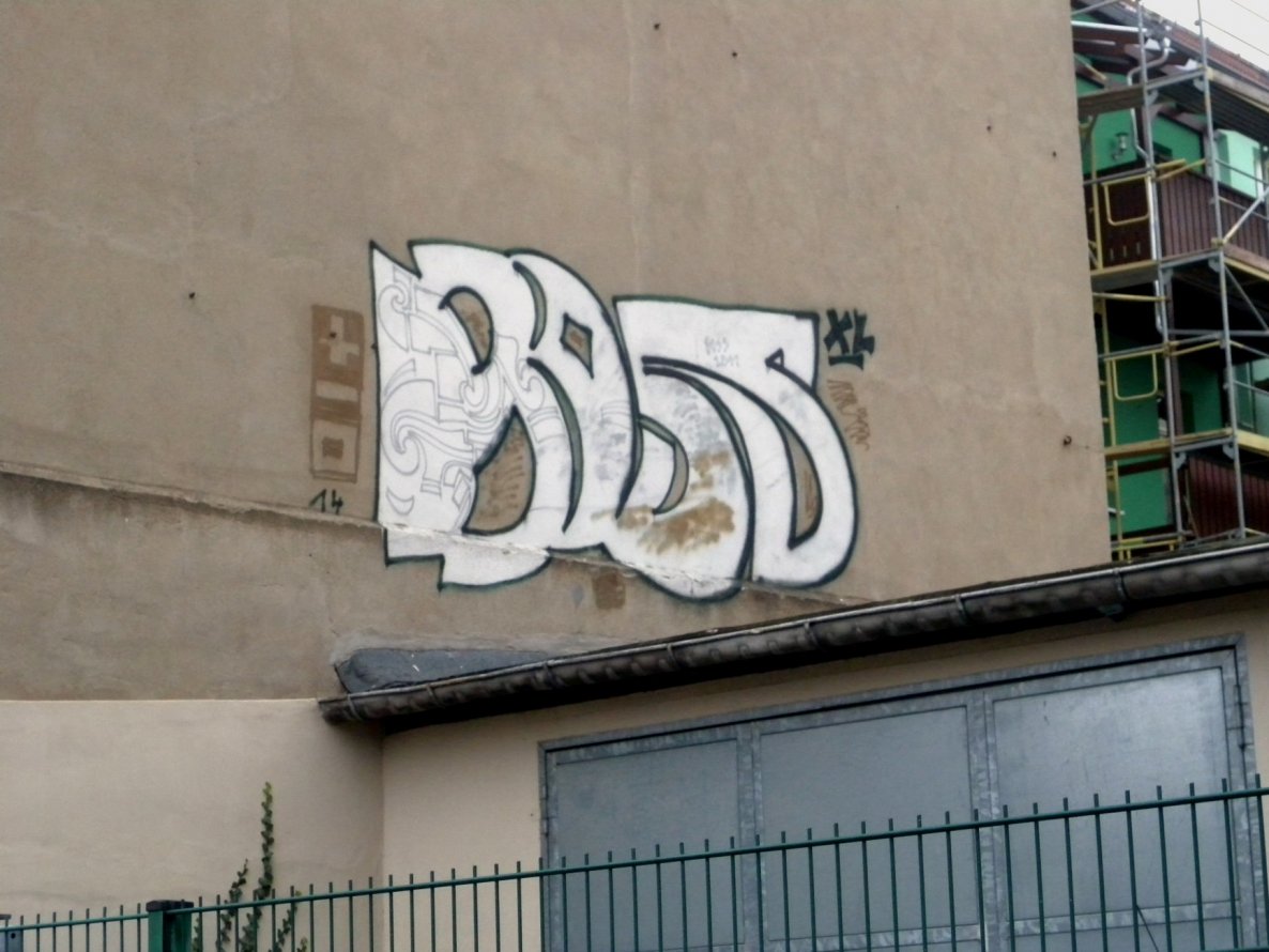 Graffiti Wall - Photo by barbara - boss, xl