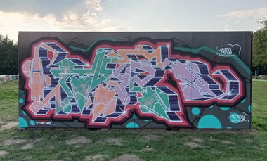 Graffiti Wall - Photo by bares79 - typ, regscrew, mdtk (2021)