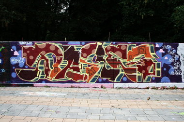 Graffiti Wall in Unna - Photo by bares79 - bares (2013)