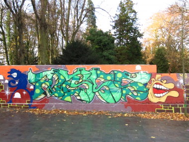 Graffiti Wall - Photo by bares79 - bares (2012)