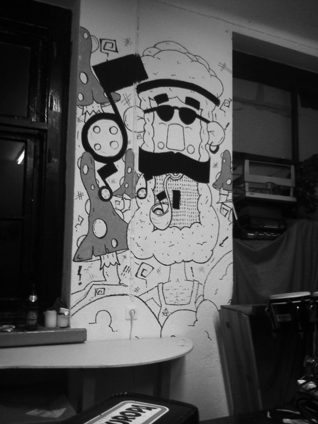 Graffiti Artwork - Photo by bares79 - bares (2014)