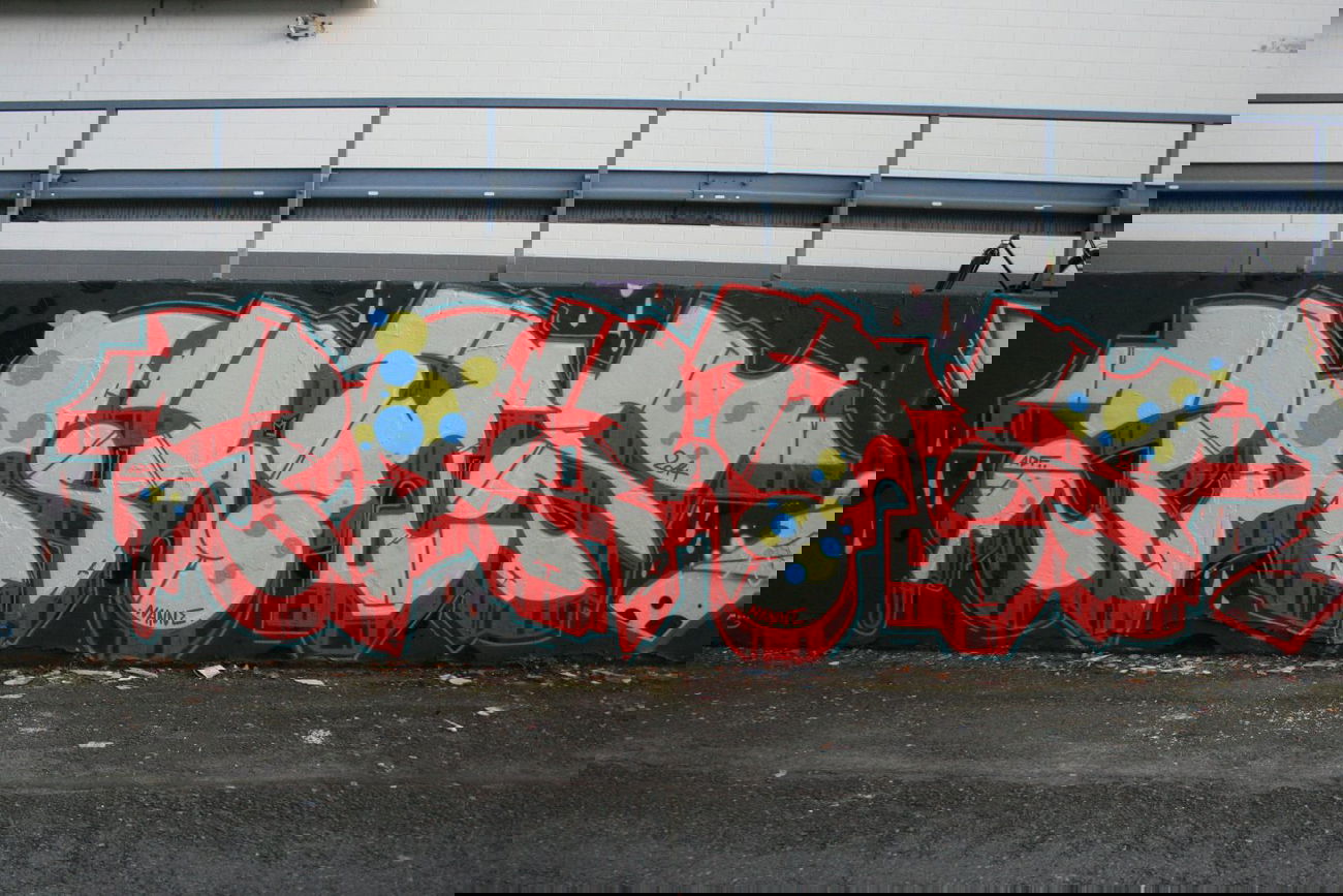 Graffiti Wall - Photo by bares79 - adf// (2014)