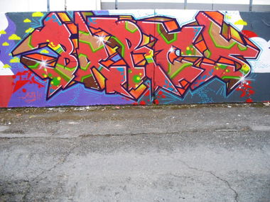 Graffiti Wall - Photo by bares79 - bares, adf