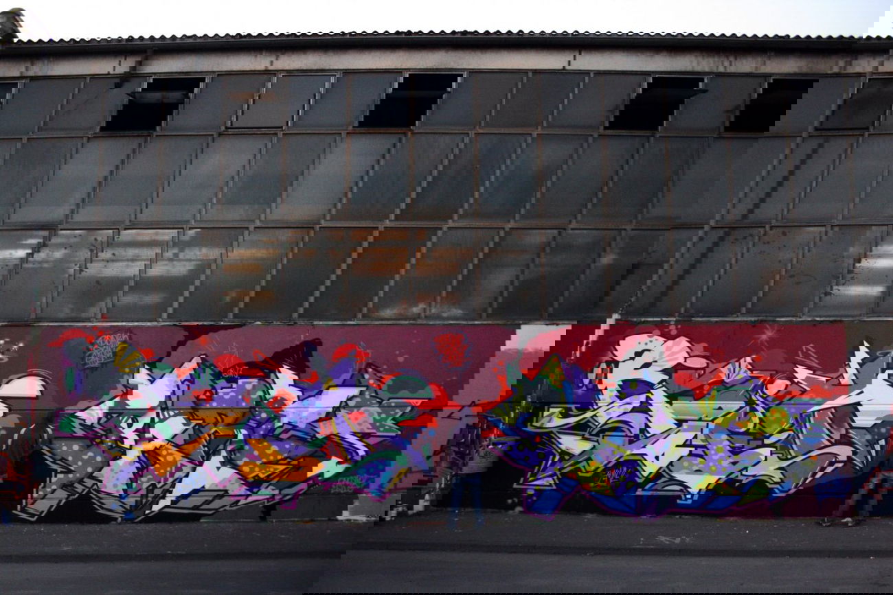 Graffiti Wall - Photo by bares79 - bares, adf