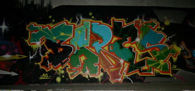 Graffiti Wall - Photo by bares79