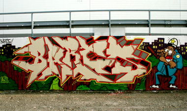 Graffiti Wall - Photo by bares79 - bares, adf