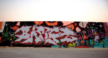 Graffiti Wall - Photo by bares79 - bares, adf