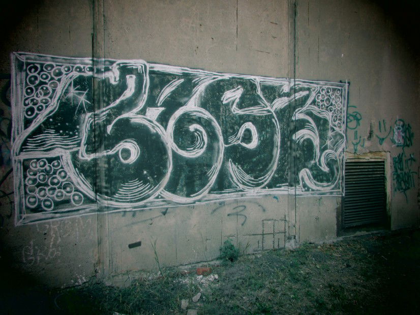 Graffiti Wall - Photo by baske