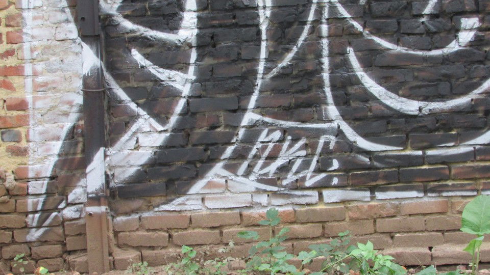 Graffiti Wall - Photo by baske