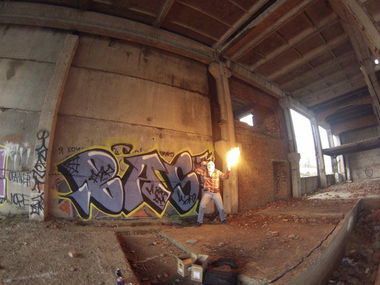 Graffiti Wall - Photo by bastfu (2014)