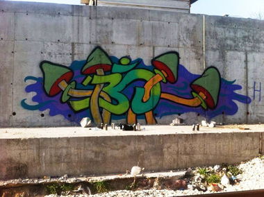 Graffiti Wall - Photo by baw23