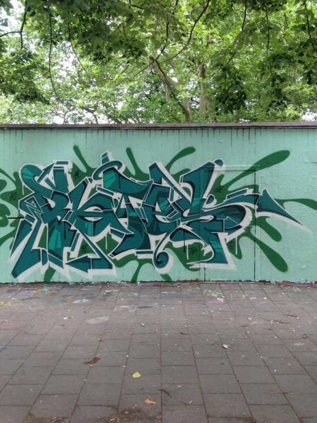 Graffiti Wall - Photo by beatz1
