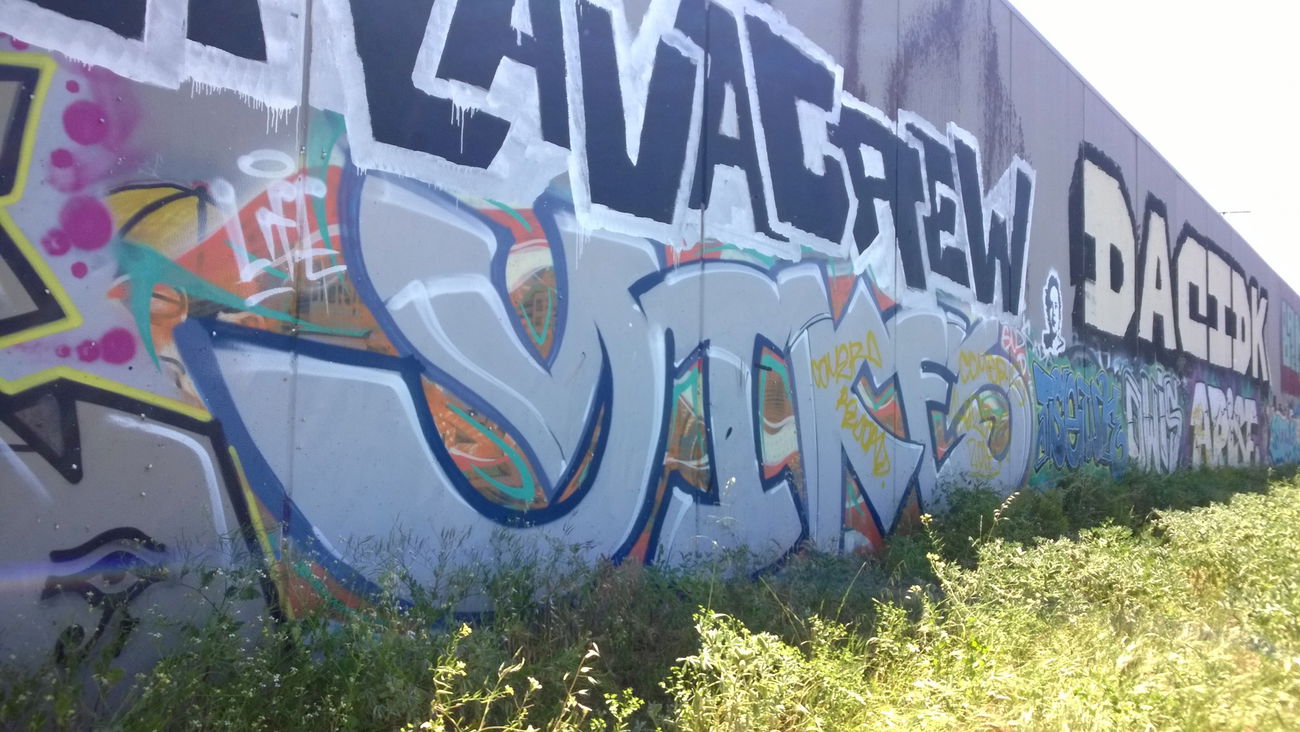 Graffiti Wall - Photo by beatz1