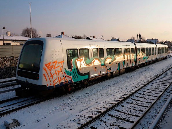 Graffiti Train - Photo by beatz1